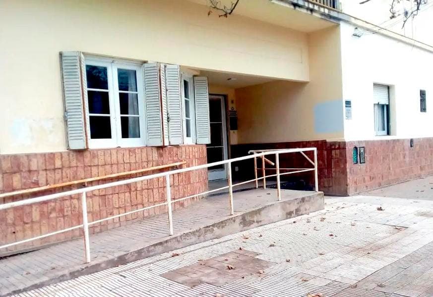 Lo condenan por tenencia de armas y encubrimiento