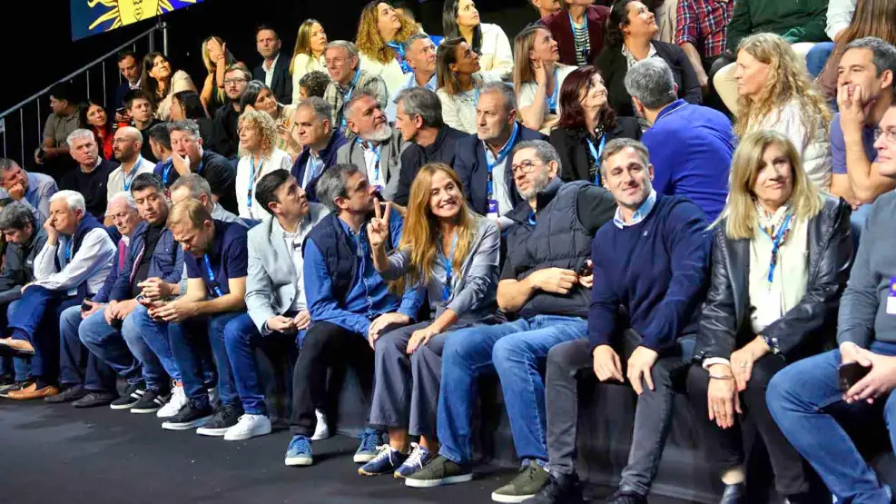 El peronismo federal se mostró en Parque Norte y buscó marcar distancia de la interna entre Cristina y Kicillof