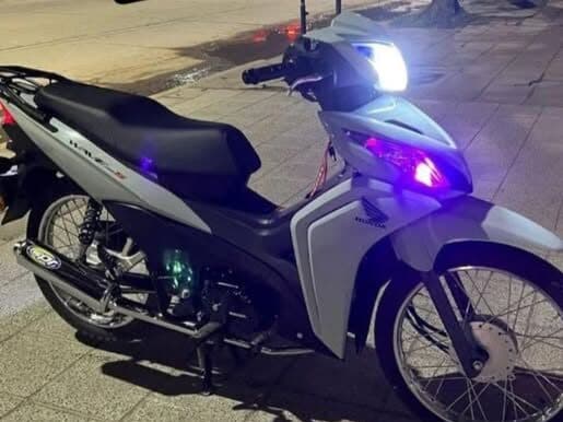Robaron una moto de una casa en 59 al 4600