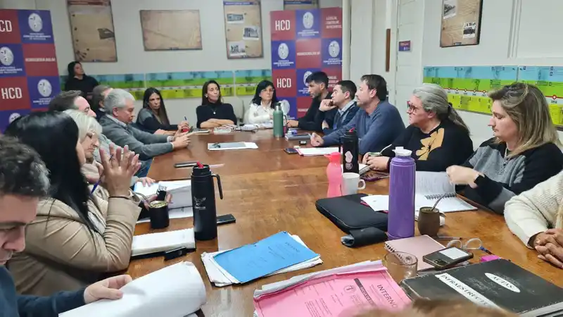 Colectivos: Sin definiciones del Concejo y aumenta el riesgo interrupción del servicio