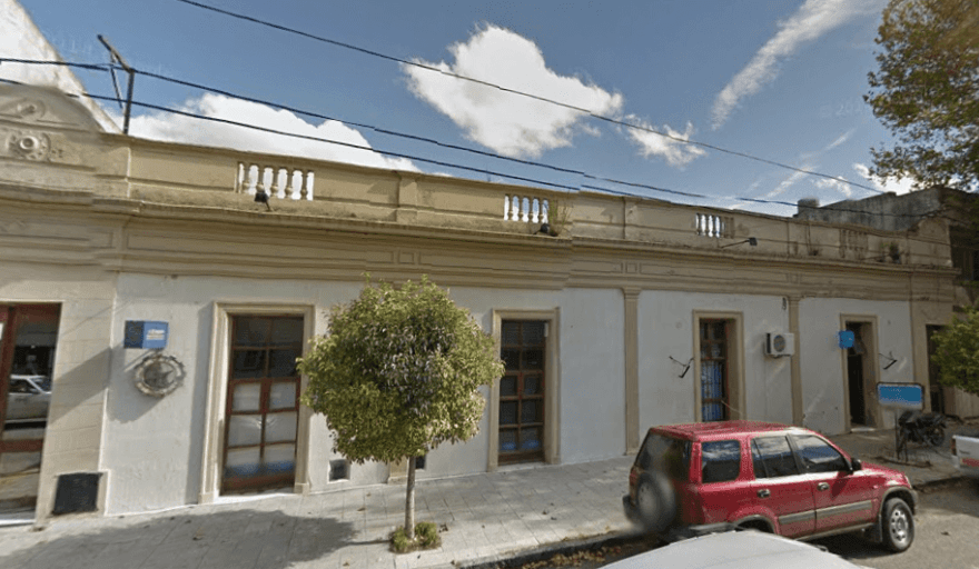 Delincuentes robaron en la Cámara Comercial de Necochea y quedaron registrados por las cámaras
