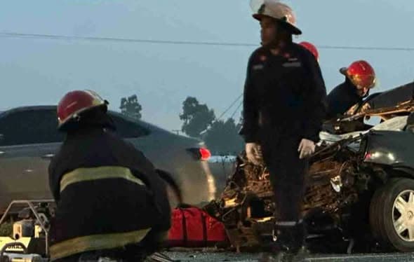 Tragedia en la Ruta 228: un matrimonio murió al chocar contra un acoplado