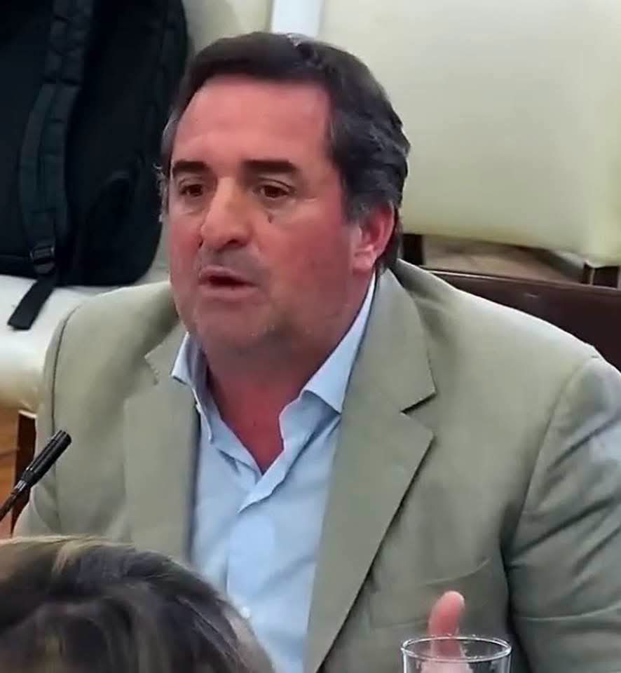 Sánchez defendió el aumento del boleto y cruzó a quienes votaron en contra