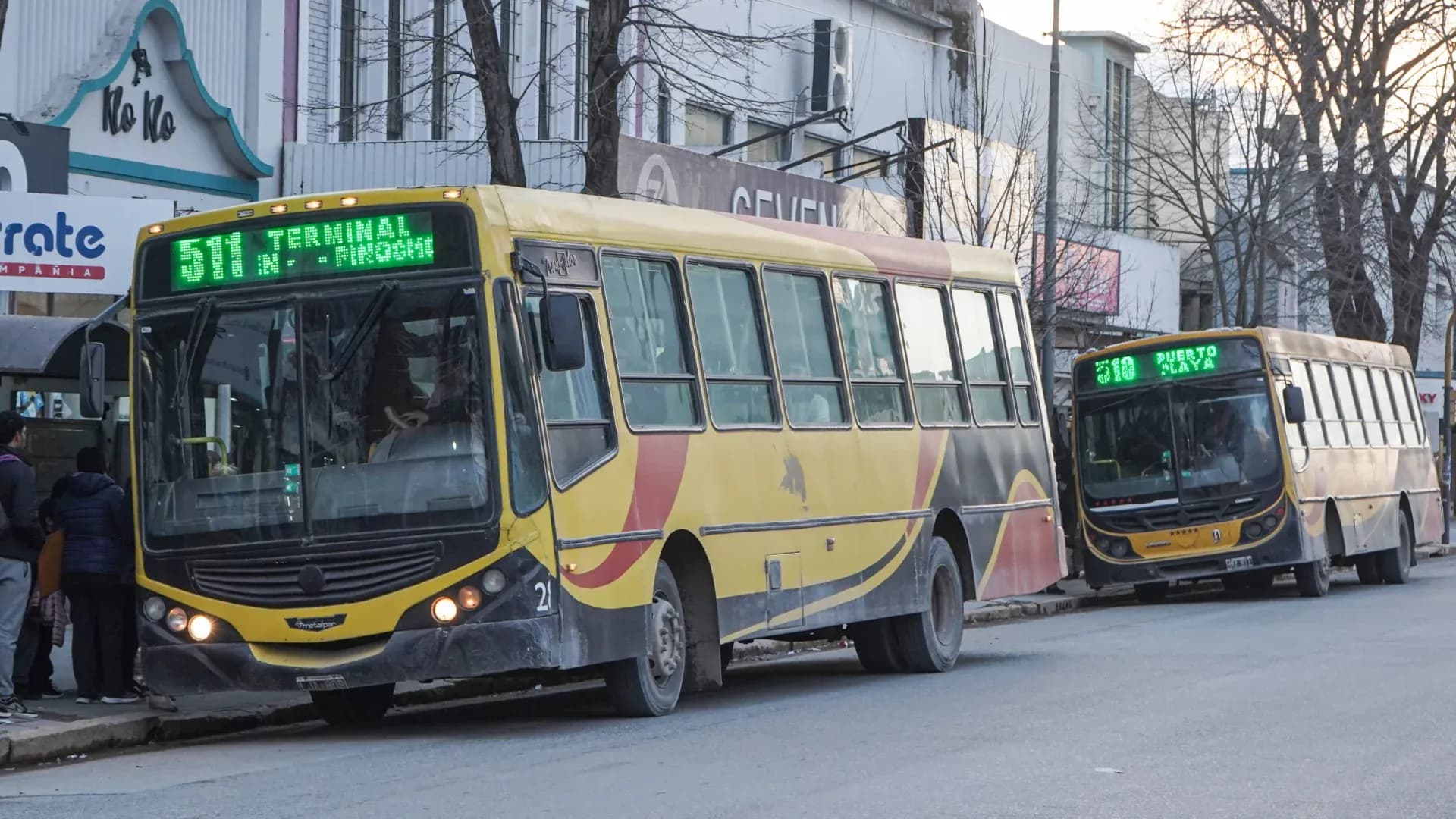 El martes 28 podría haber otro paro de colectivos