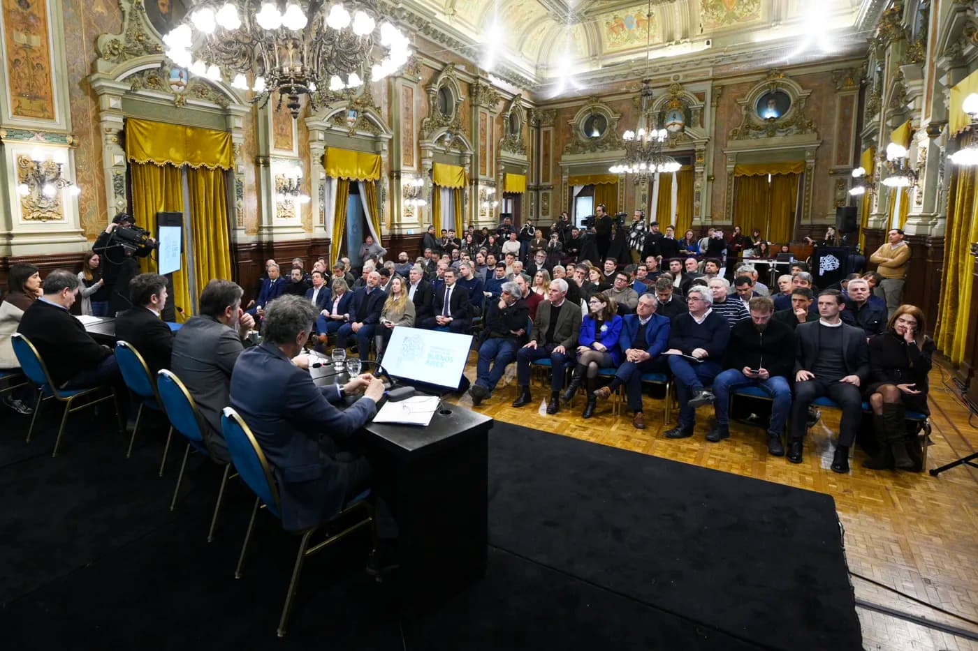 Rojas acompañó a Kicillof en la presentación del plan contra el “Súper Niño”
