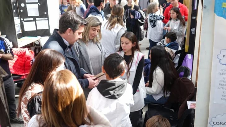 Más de 100 proyectos de cinco distritos participaron de la Feria Regional de Educación, Arte y Ciencia en Necochea