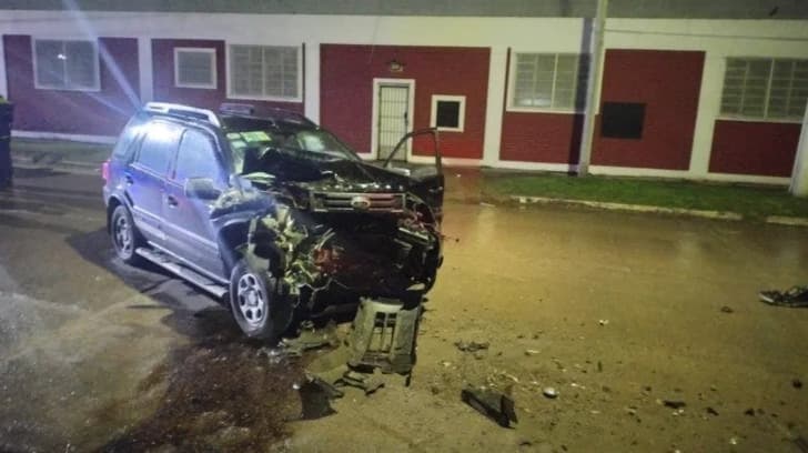 murió el hombre que chocó contra un camión en Quequén