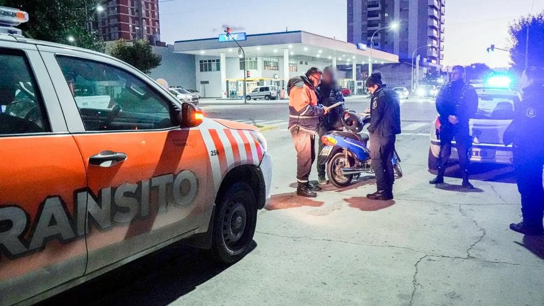 Conflicto en Tránsito de por la asignación de horas extras