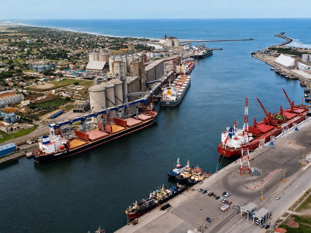 Un proyecto de LLA propone reducir la carga fiscal a las actividades portuarias