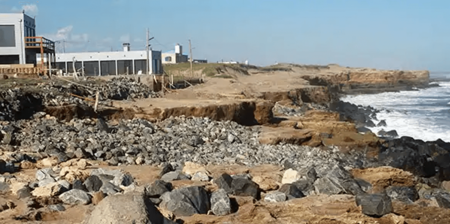 Meses después del anuncio, sigue sin novedades el proyecto para recuperar las playas de Quequén